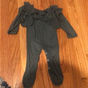 LIKE NEW Kate Quinn Double Ruffle Neck Footie
